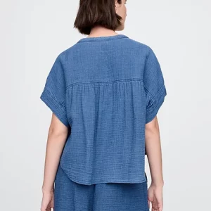 Ruffle V-Neck Shirt